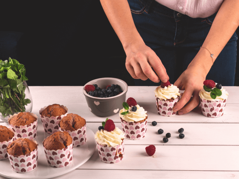 How Do We Present and Decorate Bakery Products HICAPS