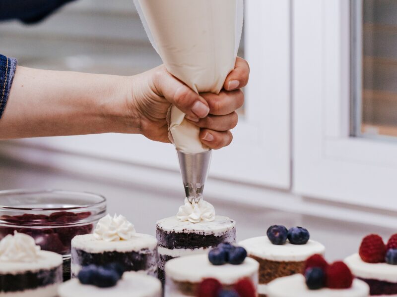 baking techniques piping