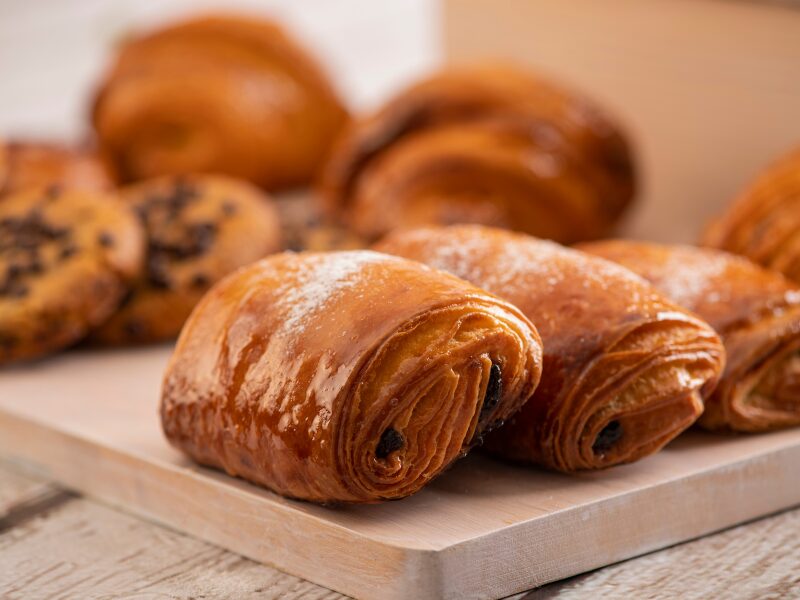 chocolate croissant cooking tips