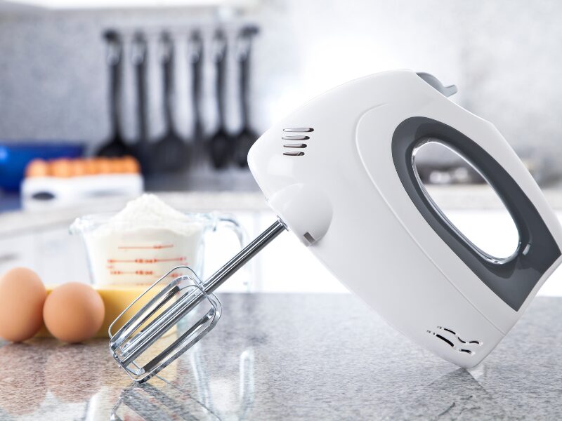 hand mixer uses